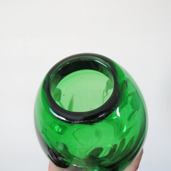 VINTAGE Pier One Imports Green Artisan Glass Bloom Vase Flower Bud Vase So Chic! - Picture 7 of 9